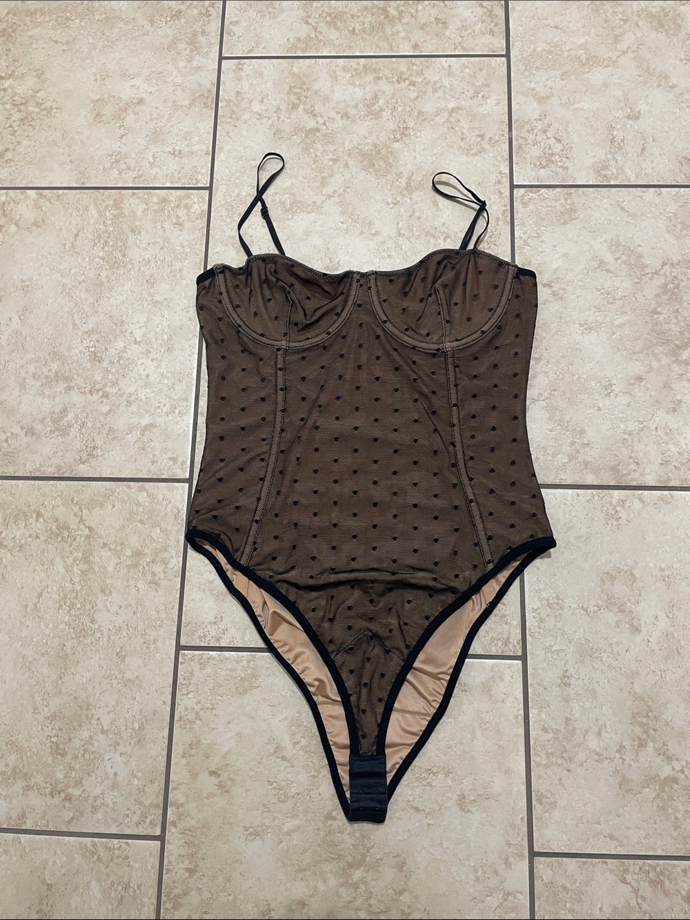 WHITE FOX  "No Looking Back Bodysuit" Size S 🤎🖤🤎